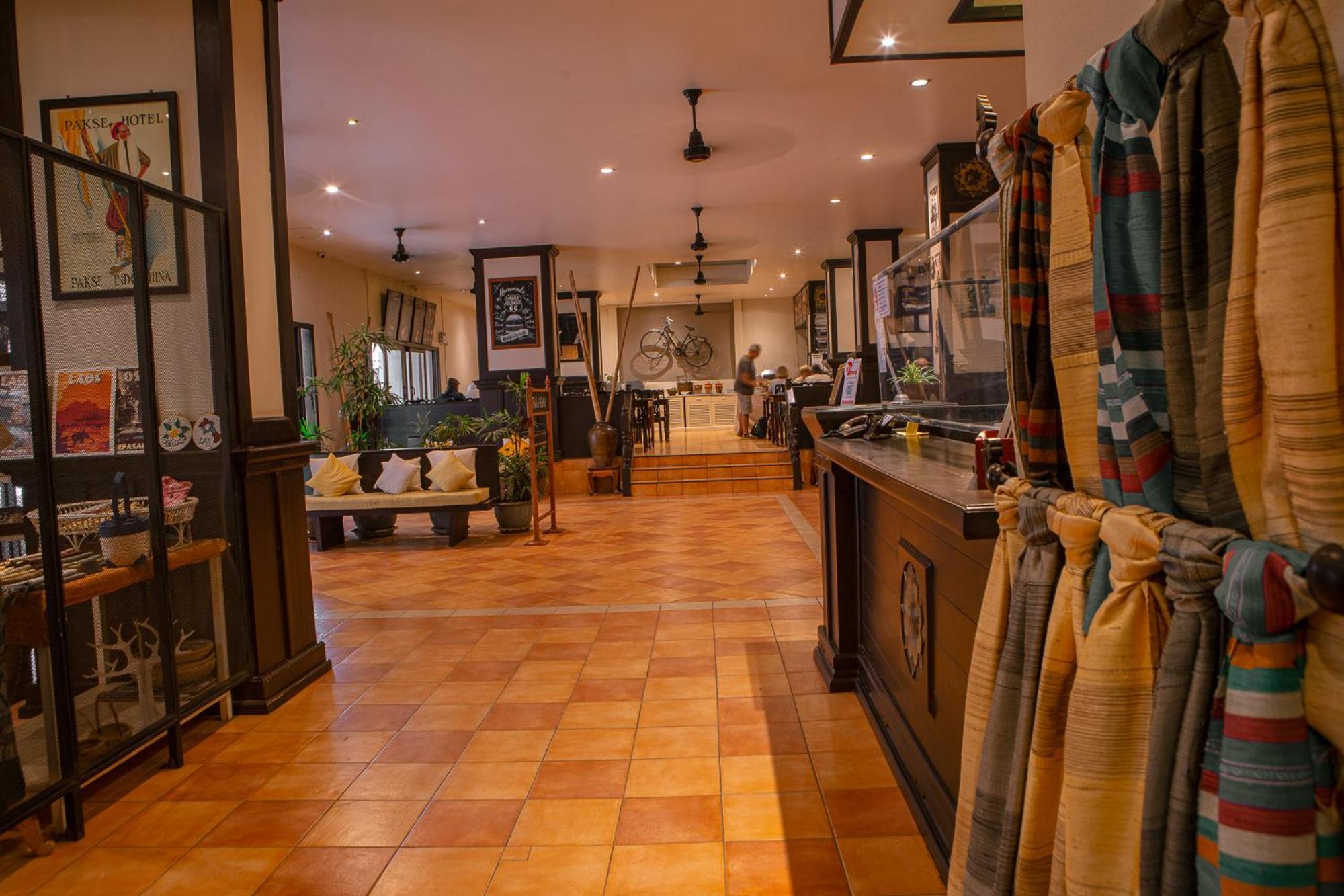 Pakse Hotel & Restaurant Kültér fotó