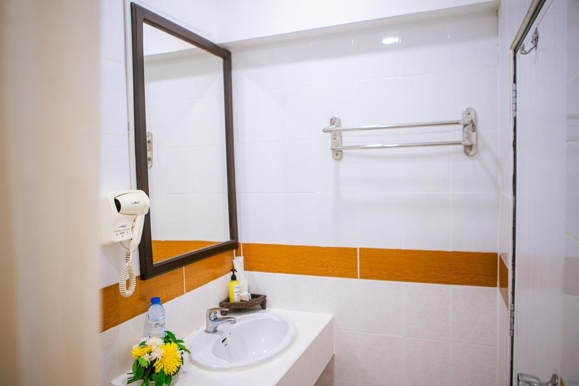 Pakse Hotel & Restaurant Kültér fotó